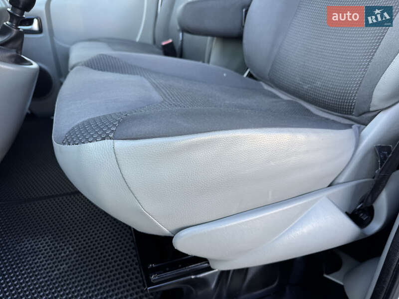 Минивэн Opel Vivaro 2011 в Ивано-Франковске фото 61 Минивэн Opel Vivaro 2011 в Ивано-Франковске