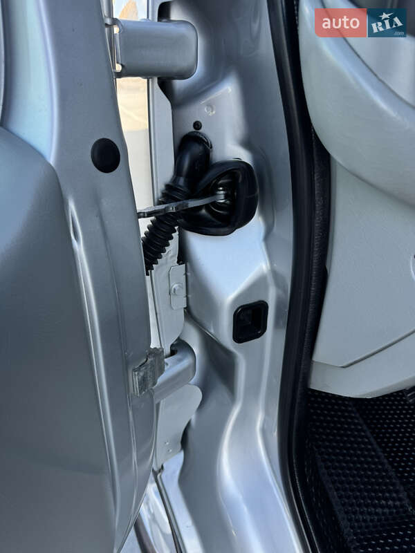 Минивэн Opel Vivaro 2011 в Ивано-Франковске фото 73 Минивэн Opel Vivaro 2011 в Ивано-Франковске