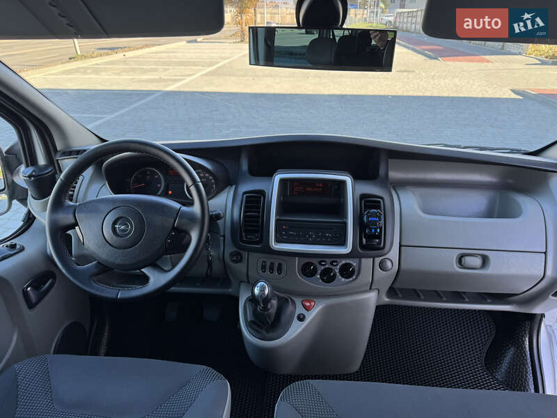 Минивэн Opel Vivaro 2011 в Ивано-Франковске фото 112 Минивэн Opel Vivaro 2011 в Ивано-Франковске