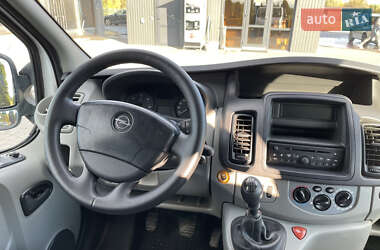 Мінівен Opel Vivaro 2012 в  фото 31 Мінівен Opel Vivaro 2012 в