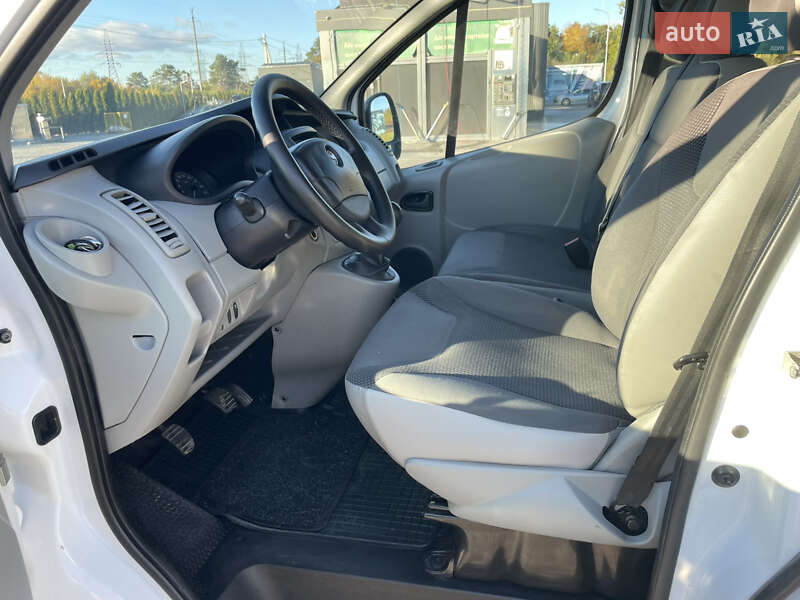 Мінівен Opel Vivaro 2012 в Львові