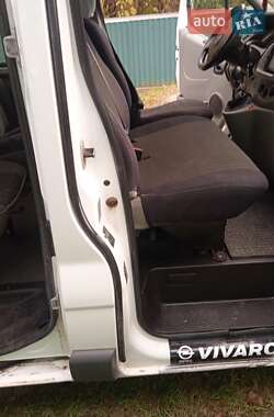 Минивэн Opel Vivaro 2004 в 