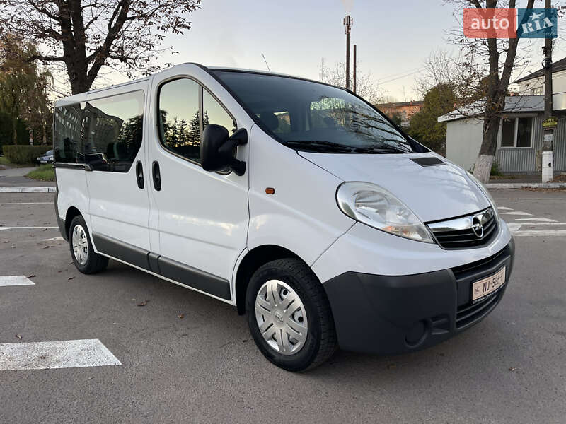 Минивэн Opel Vivaro 2011 в Радивилове