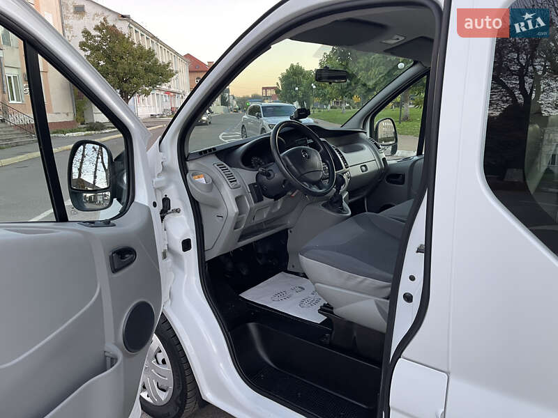 Минивэн Opel Vivaro 2011 в Радивилове