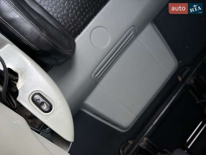 Минивэн Opel Vivaro 2013 в Черновцах фото 33 Минивэн Opel Vivaro 2013 в Черновцах