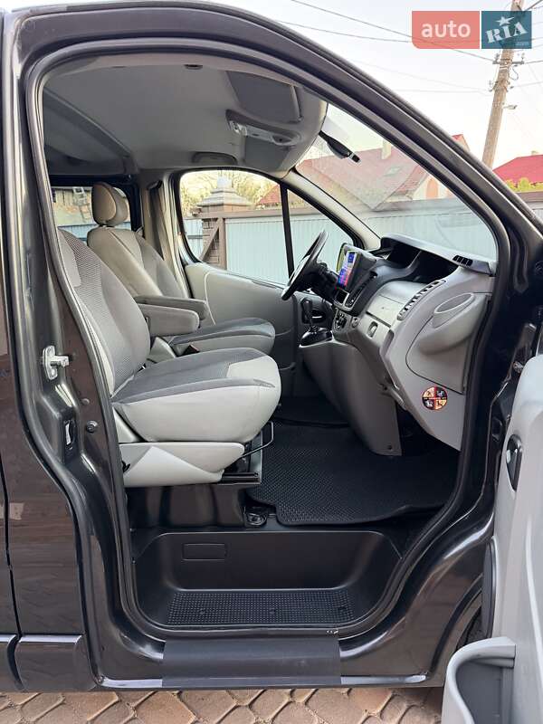 Минивэн Opel Vivaro 2013 в Черновцах фото 55 Минивэн Opel Vivaro 2013 в Черновцах
