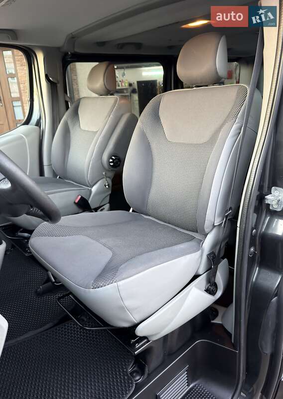 Минивэн Opel Vivaro 2013 в Черновцах фото 23 Минивэн Opel Vivaro 2013 в Черновцах