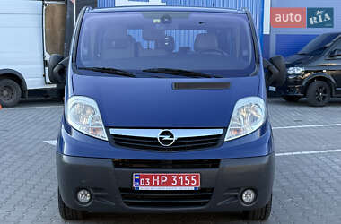 Минивэн Opel Vivaro 2009 в 