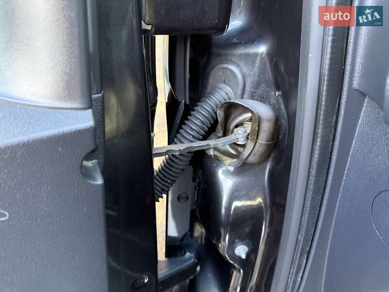 Мінівен Opel Vivaro 2016 в Одесі