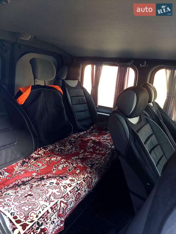 Минивэн Opel Vivaro 2007 в Малине фото 12 Минивэн Opel Vivaro 2007 в Малине