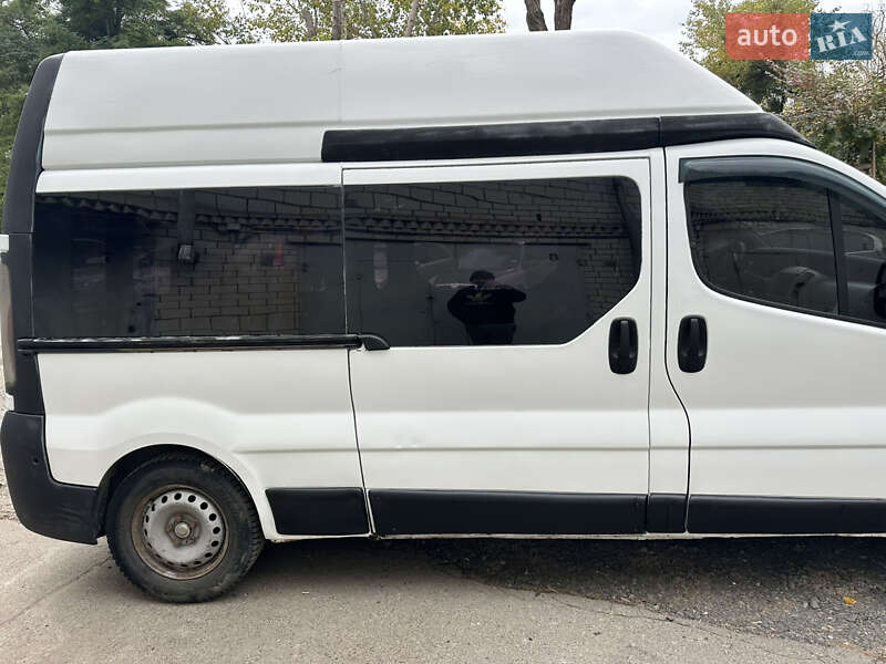 Минивэн Opel Vivaro 2003 в Киеве фото 3 Минивэн Opel Vivaro 2003 в Киеве