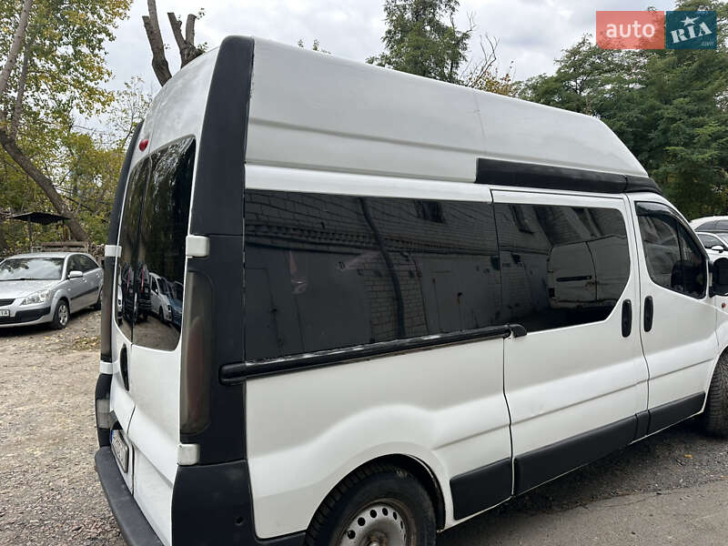 Минивэн Opel Vivaro 2003 в Киеве фото 4 Минивэн Opel Vivaro 2003 в Киеве