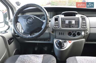 Минивэн Opel Vivaro 2007 в 