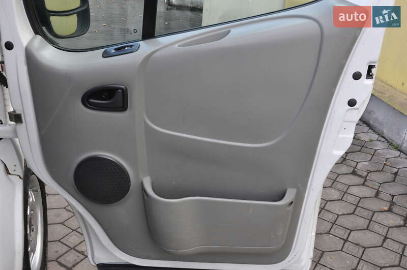 Минивэн Opel Vivaro 2007 в Львове фото 24 Минивэн Opel Vivaro 2007 в Львове