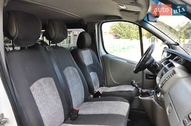 Минивэн Opel Vivaro 2007 в 