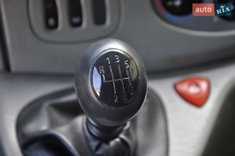 Минивэн Opel Vivaro 2007 в Львове фото 27 Минивэн Opel Vivaro 2007 в Львове