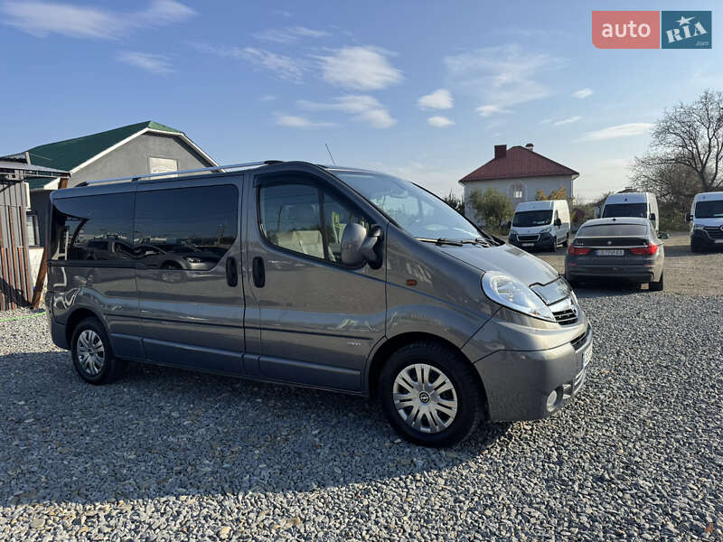 Минивэн Opel Vivaro 2013 в Черновцах фото 11 Минивэн Opel Vivaro 2013 в Черновцах