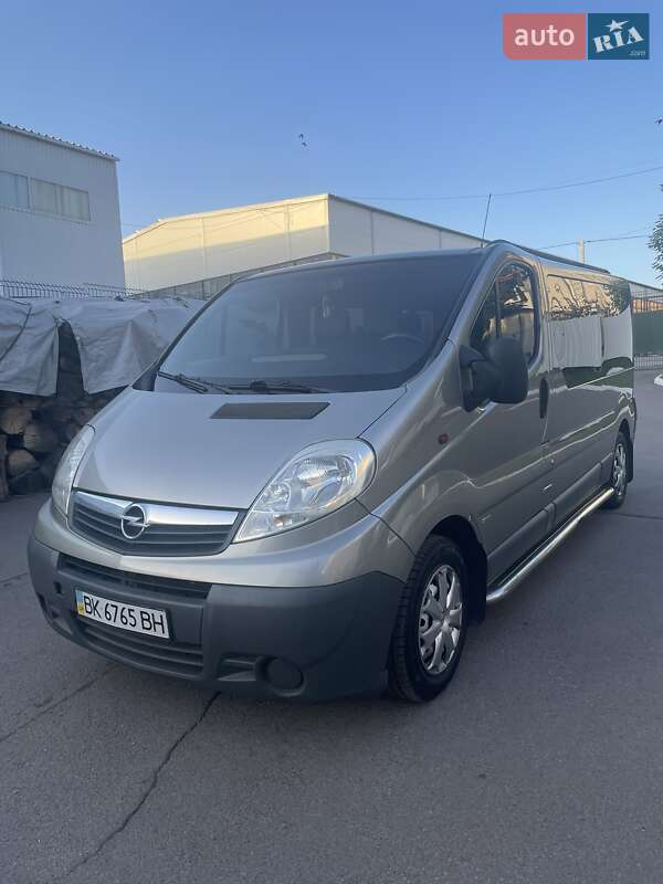 Минивэн Opel Vivaro 2007 в Збараже