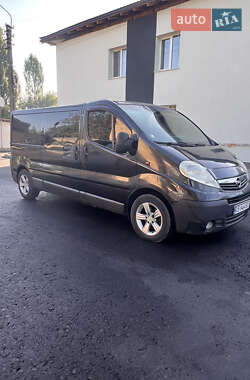Минивэн Opel Vivaro 2005 в Буче