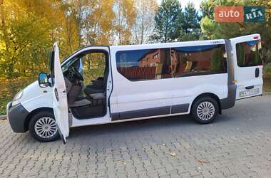 Минивэн Opel Vivaro 2006 в 