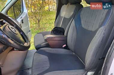 Минивэн Opel Vivaro 2006 в 