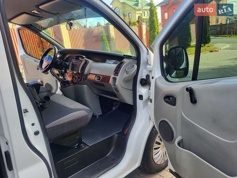 Мінівен Opel Vivaro 2006 в Хмельницькому фото 86 Мінівен Opel Vivaro 2006 в Хмельницькому