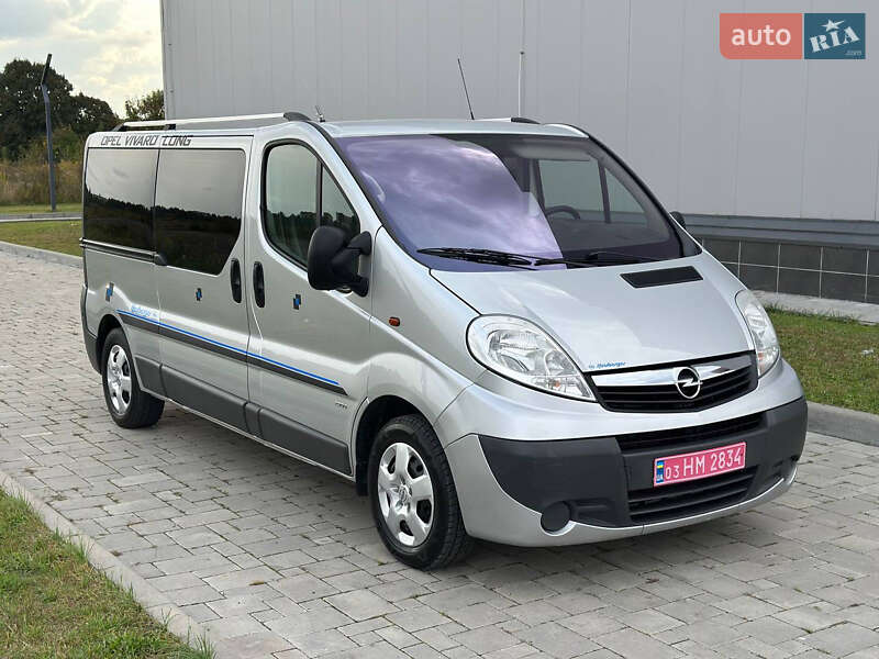 Минивэн Opel Vivaro 2014 в Ровно фото 2 Минивэн Opel Vivaro 2014 в Ровно