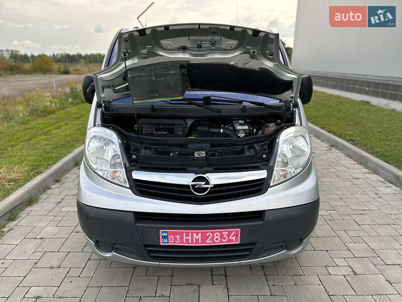 Минивэн Opel Vivaro 2014 в Ровно фото 27 Минивэн Opel Vivaro 2014 в Ровно