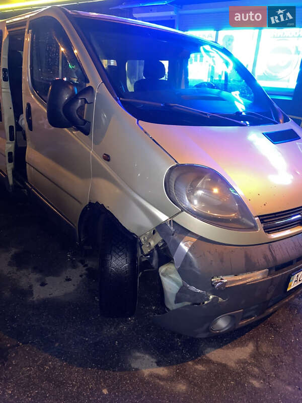 Минивэн Opel Vivaro 2005 в Киеве