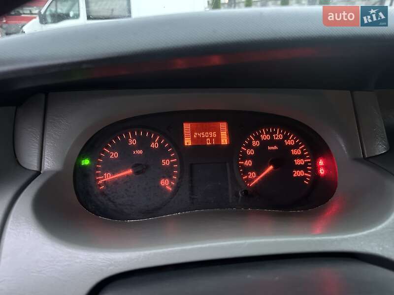 Минивэн Opel Vivaro 2005 в Луцке фото 16 Минивэн Opel Vivaro 2005 в Луцке