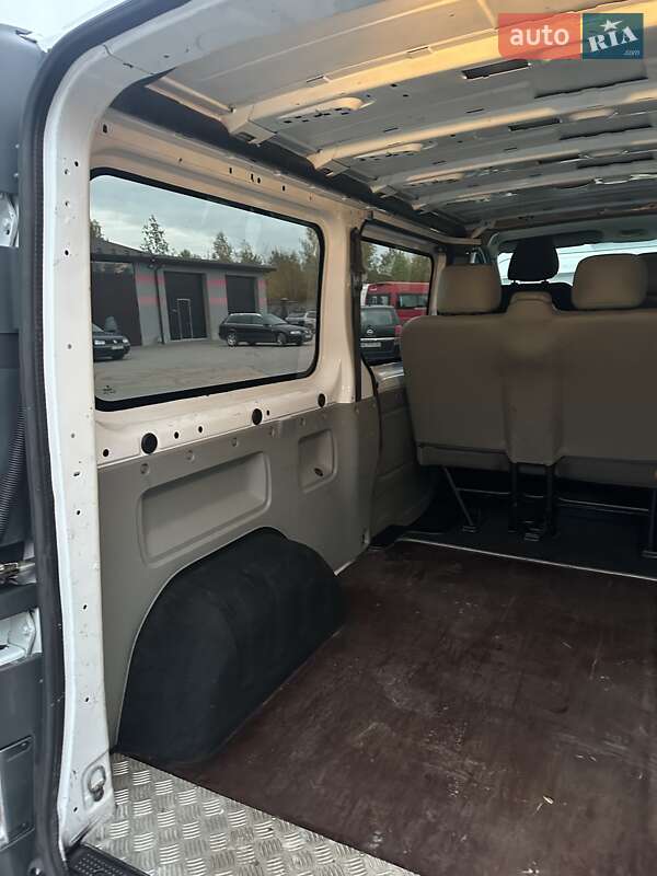 Минивэн Opel Vivaro 2005 в Луцке фото 32 Минивэн Opel Vivaro 2005 в Луцке