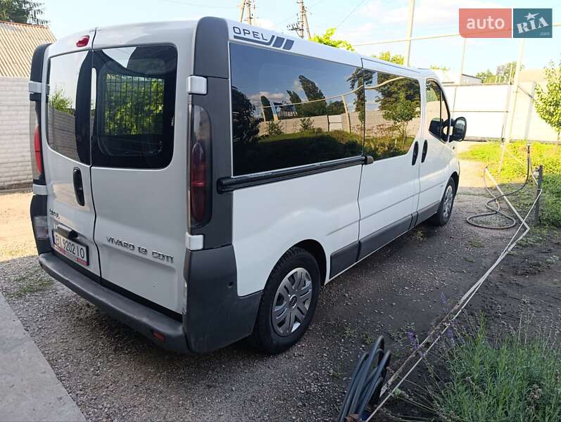 Минивэн Opel Vivaro 2005 в Кременчуге фото 2 Минивэн Opel Vivaro 2005 в Кременчуге
