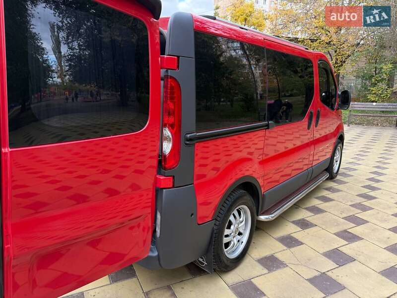 Минивэн Opel Vivaro 2008 в Кривом Роге фото 12 Минивэн Opel Vivaro 2008 в Кривом Роге