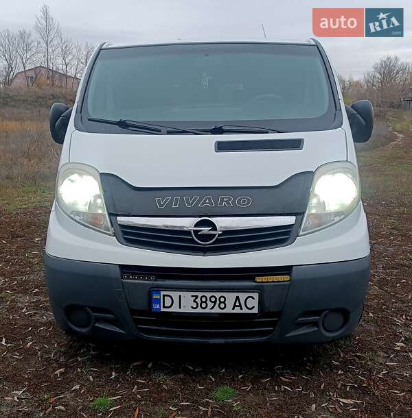 Минивэн Opel Vivaro 2007 в Харькове фото Минивэн Opel Vivaro 2007 в Харькове