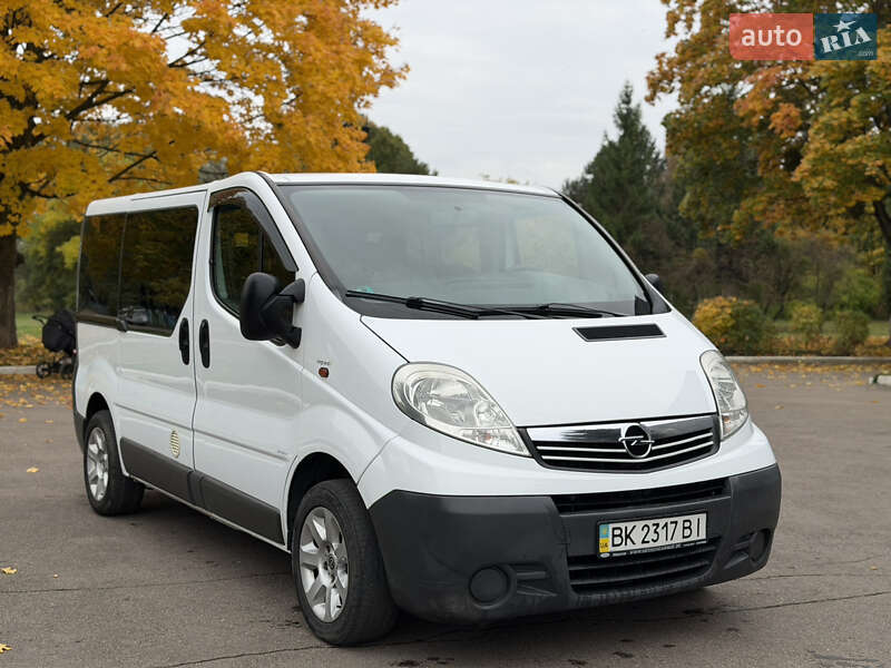 Минивэн Opel Vivaro 2006 в Ровно фото 7 Минивэн Opel Vivaro 2006 в Ровно