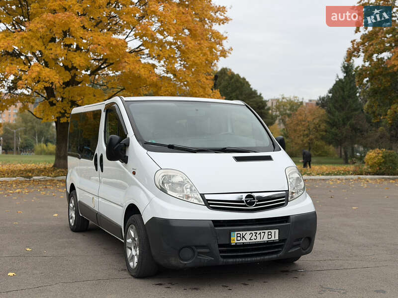 Минивэн Opel Vivaro 2006 в Ровно фото 9 Минивэн Opel Vivaro 2006 в Ровно