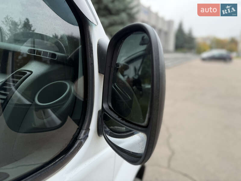 Минивэн Opel Vivaro 2006 в Ровно фото 63 Минивэн Opel Vivaro 2006 в Ровно