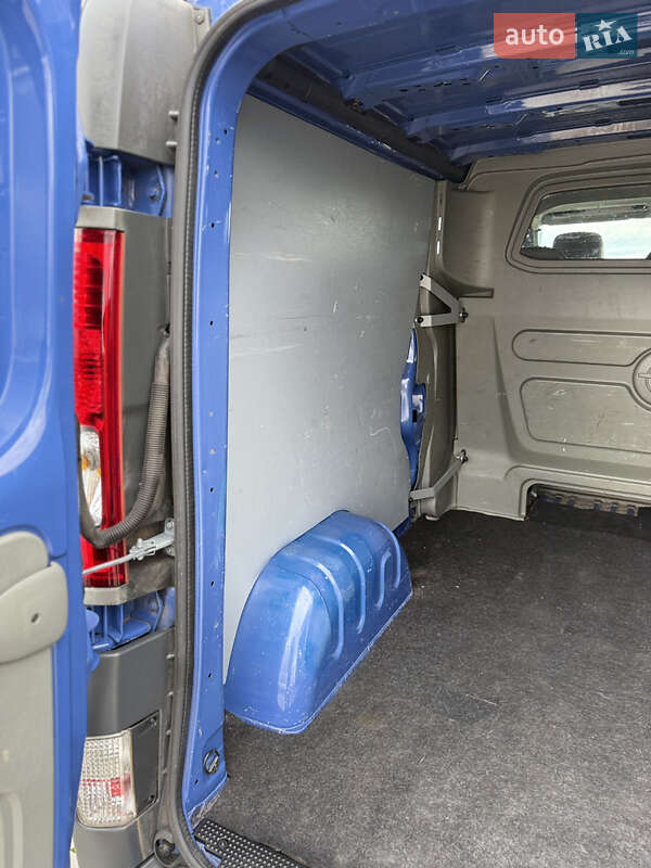 Минивэн Opel Vivaro 2009 в Ровно фото 34 Минивэн Opel Vivaro 2009 в Ровно