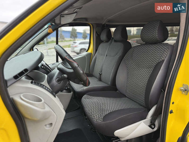 Минивэн Opel Vivaro 2009 в Виннице