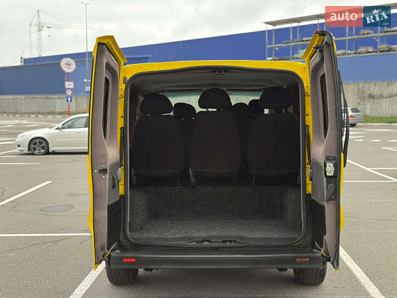 Минивэн Opel Vivaro 2009 в Виннице