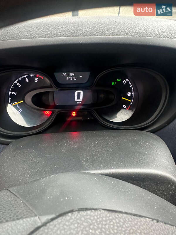 Минивэн Opel Vivaro 2015 в Киеве