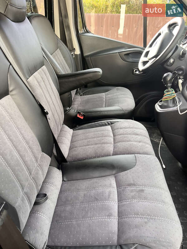 Минивэн Opel Vivaro 2015 в Надворной фото 10 Минивэн Opel Vivaro 2015 в Надворной