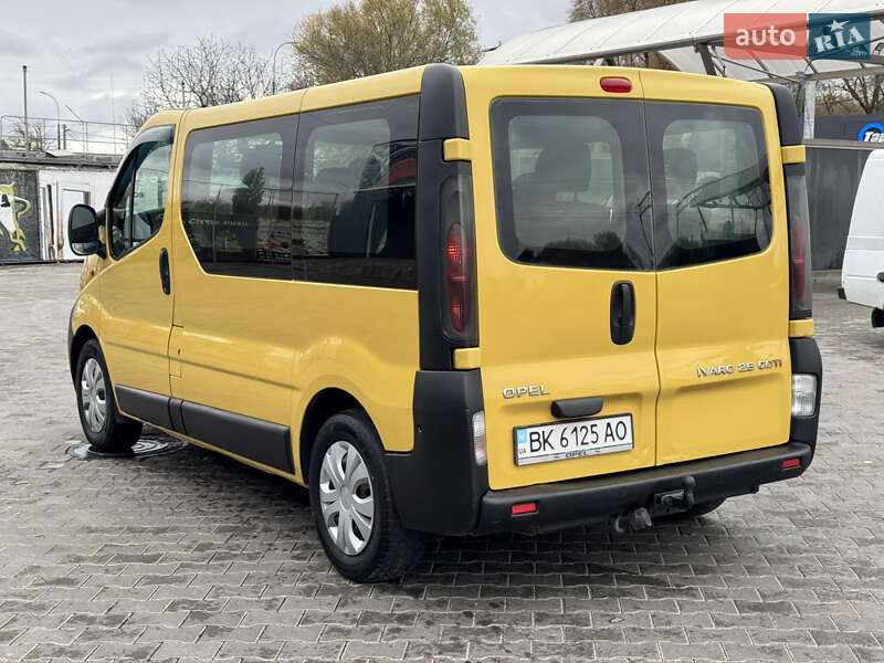 Минивэн Opel Vivaro 2004 в Звягеле фото 12 Минивэн Opel Vivaro 2004 в Звягеле