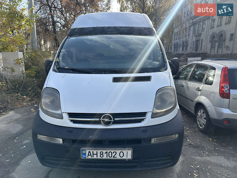 Минивэн Opel Vivaro 2003 в Киеве
