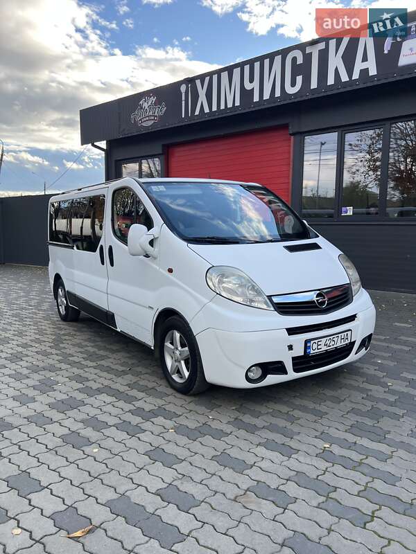 Минивэн Opel Vivaro 2007 в Черновцах