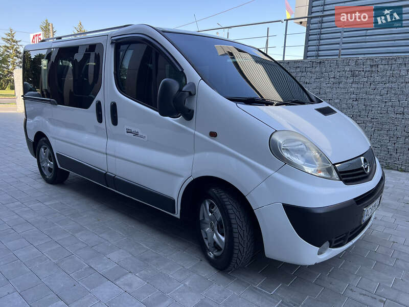 Минивэн Opel Vivaro 2011 в Луцке фото 6 Минивэн Opel Vivaro 2011 в Луцке