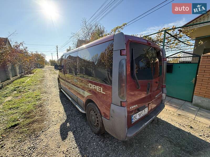 Минивэн Opel Vivaro 2006 в Новом Буге
