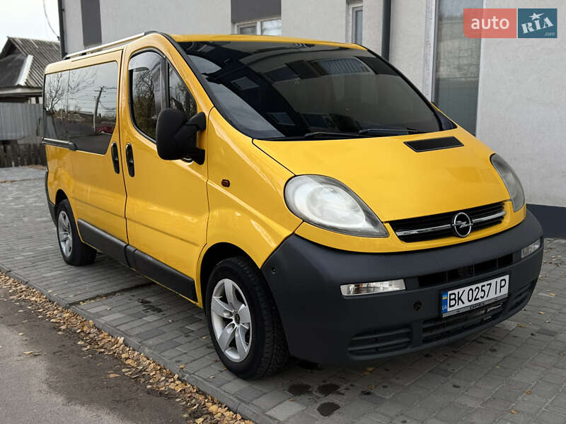 Opel Vivaro 2002 Opel Vivaro 2002