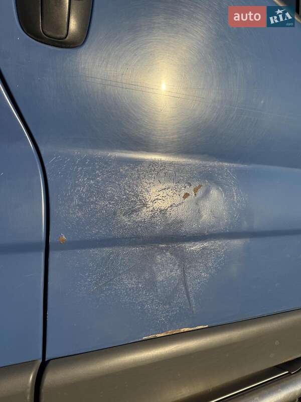 Минивэн Opel Vivaro 2003 в Бершади