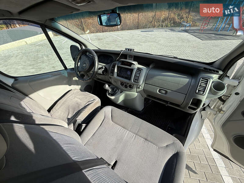 Минивэн Opel Vivaro 2007 в Кременце